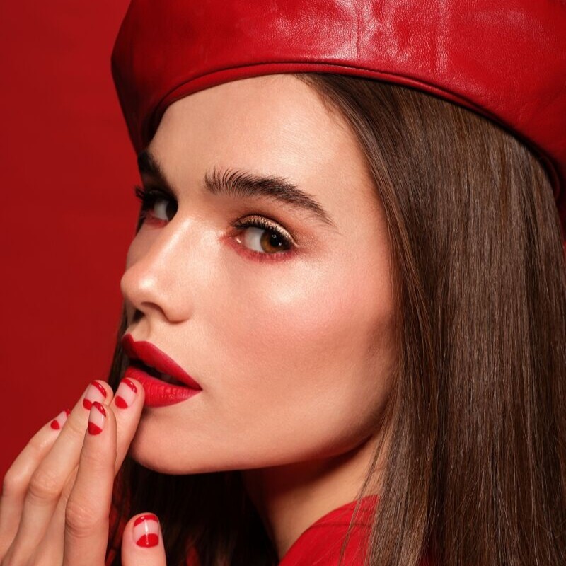 Sevgililer Günü Yemeği İçin Gece Makyajı 