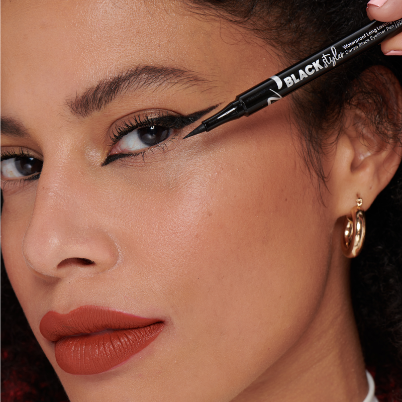 Göz Şekline Göre Kusursuz Eyeliner Nasıl Çekilir?