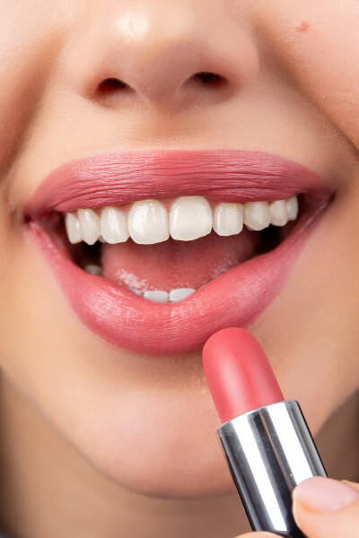 Pastel Nude Ruj 524 - Pastel (1)