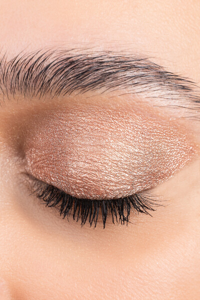 Pastel Glow Liquid Eyeshadow - Likit Far 221 Dreamland - Pastel (1)