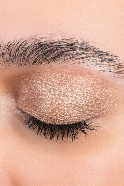 Pastel Glow Liquid Eyeshadow - Likit Far 222 Golden Cage - Pastel (1)