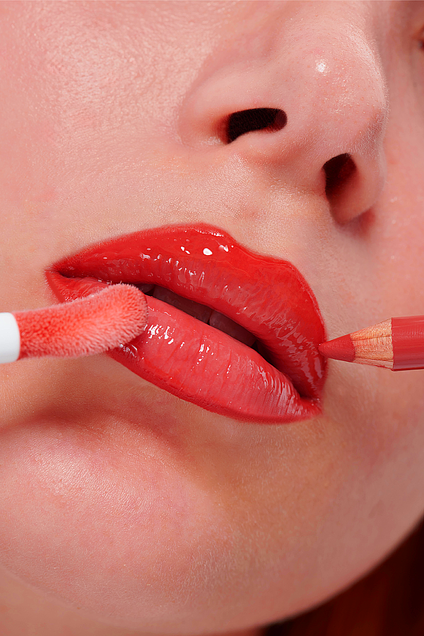Pastel Plumping Gloss 209 + Pastel Lip Contour Lip Liner 55 - 2