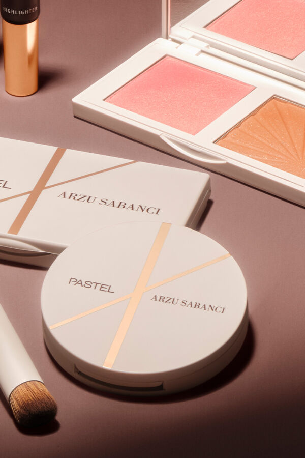 Pastel X Arzu Sabancı Fixing Powder - 4