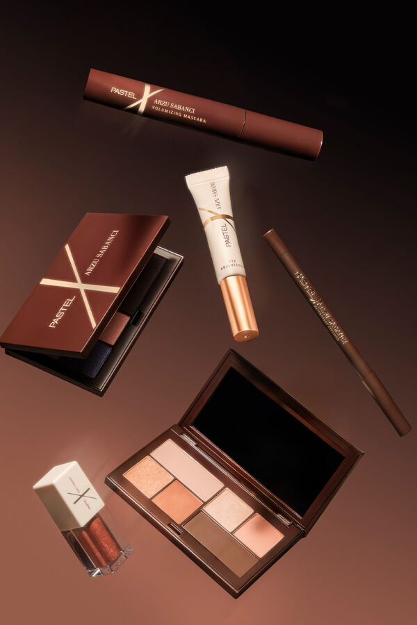 Pastel X Arzu Sabancı Glow Liquid Eyeshadow 301 - 4