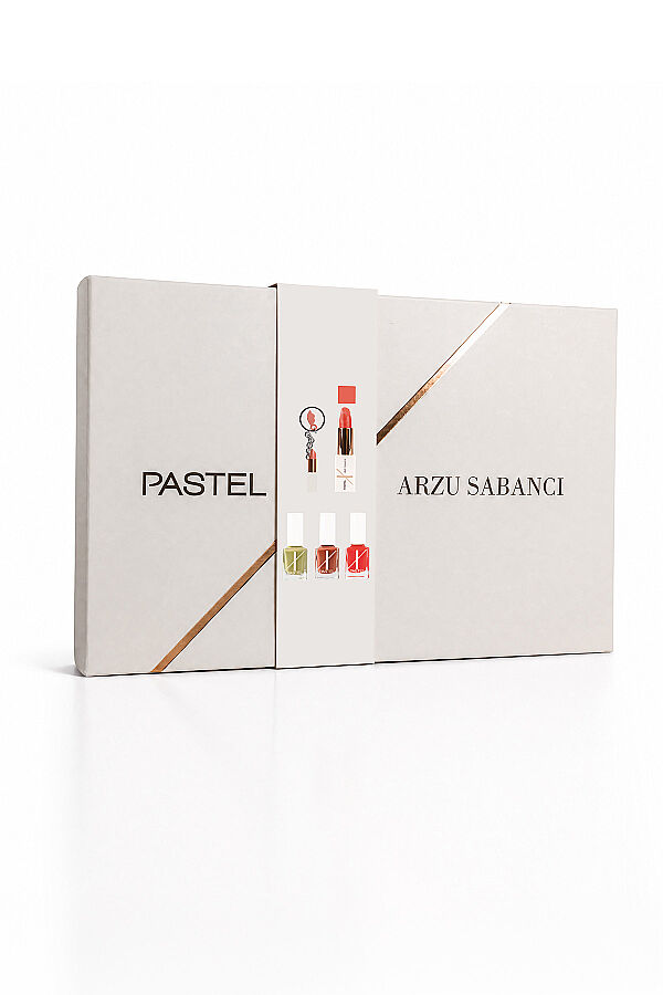 Pastel x Arzu Sabancı Summer Glow 3’lü Oje + Ruj + Anahtarlık Seti No2 | Hediyelik Makyaj Setleri - 1
