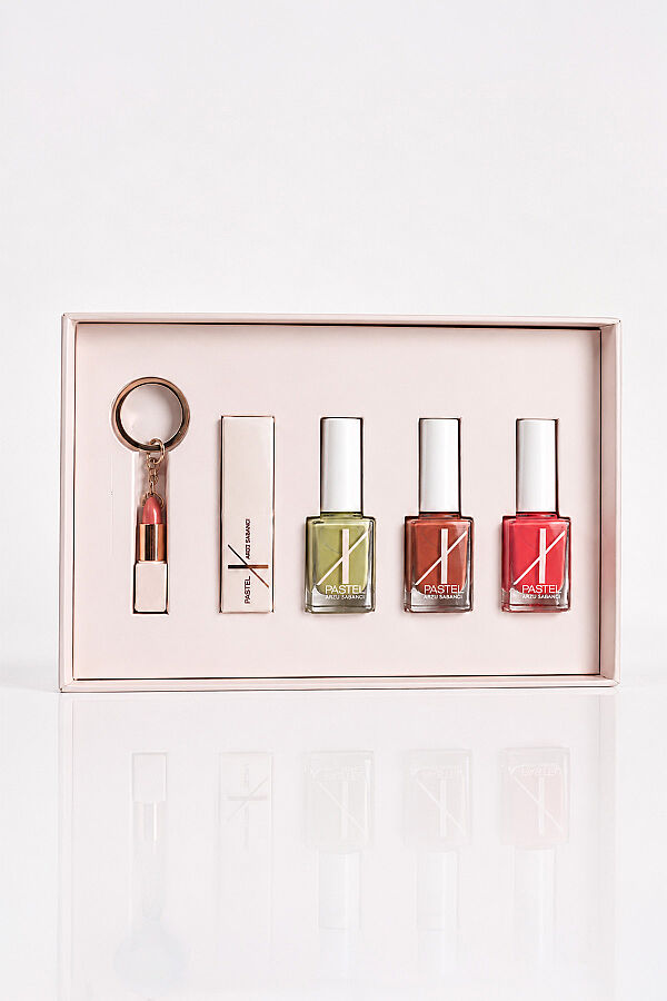 Pastel x Arzu Sabancı Summer Glow 3’lü Oje + Ruj + Anahtarlık Seti No2 | Hediyelik Makyaj Setleri - 2