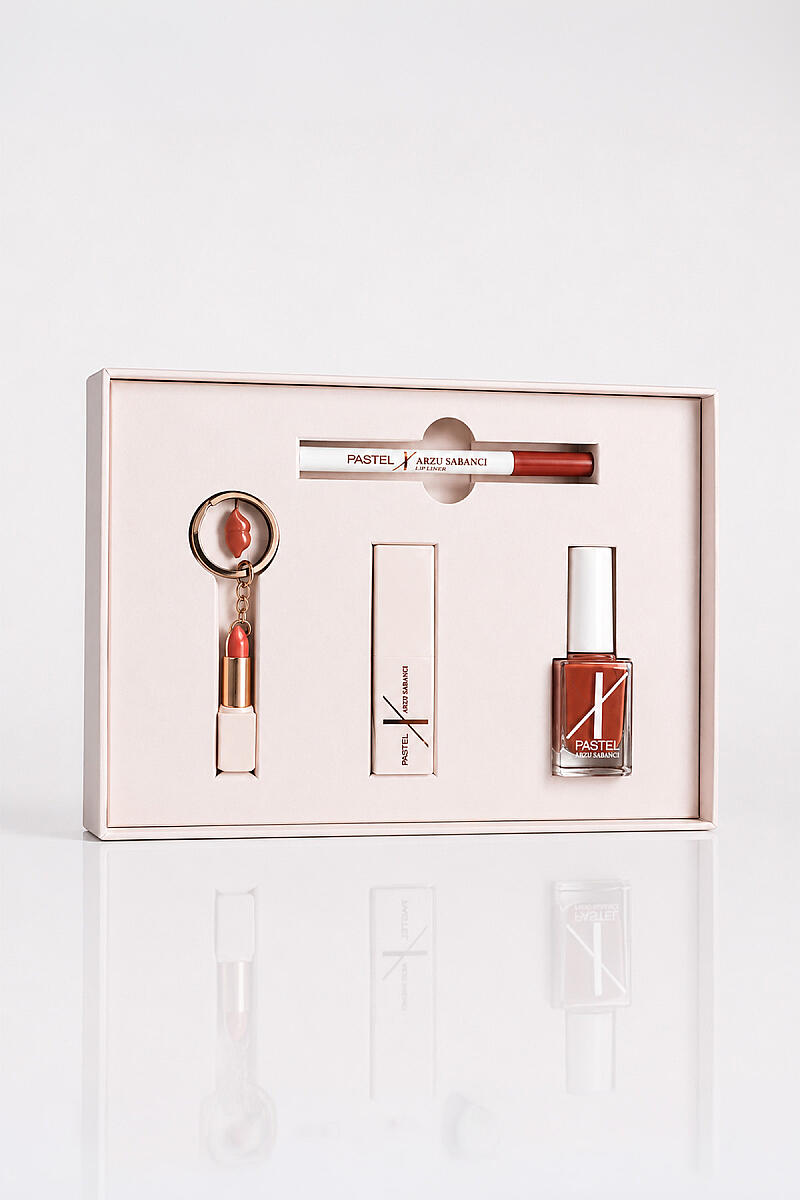 Pastel x Arzu Sabancı Summer Glow Oje + Ruj + Dudak Kalemi +