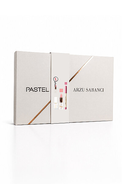 Pastel x Arzu Sabancı Summer Glow Oje + Ruj + Dudak Kalemi + Anahtarlık Seti No2 | Hediyelik Makyaj Setleri