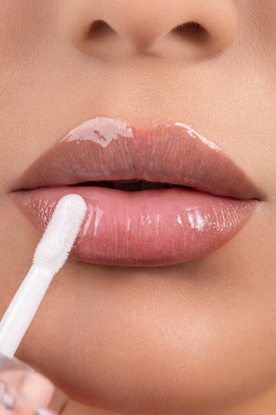 Show By Pastel Baby Balmy Serum Gloss 30 Ghosting - Show By Pastel (1)